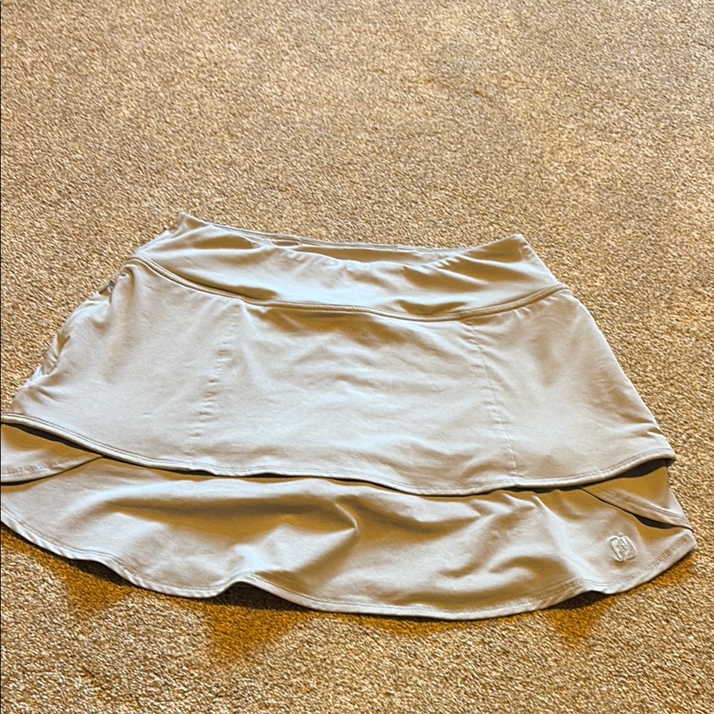 Women's gray athletic skort